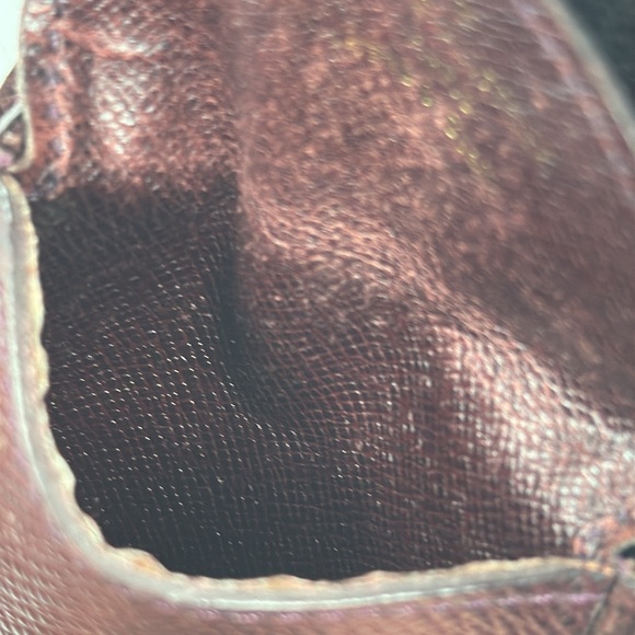 Louis Vuitton Burgundy Taiga Leather Coin Wallet/ Case | Women’s | Pre-Owned | - Picture 8 of 10